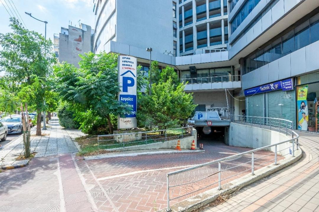 Railway Area Studio Parking Tesalónica Exterior foto